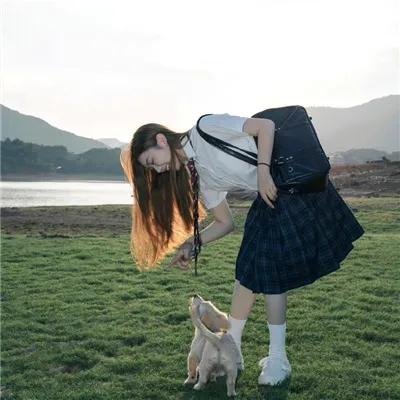 假冒女团